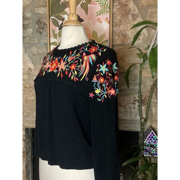 Black Floral Embroidered Blouse - Starrs on Mercer - Size S - Picture 4 of 8